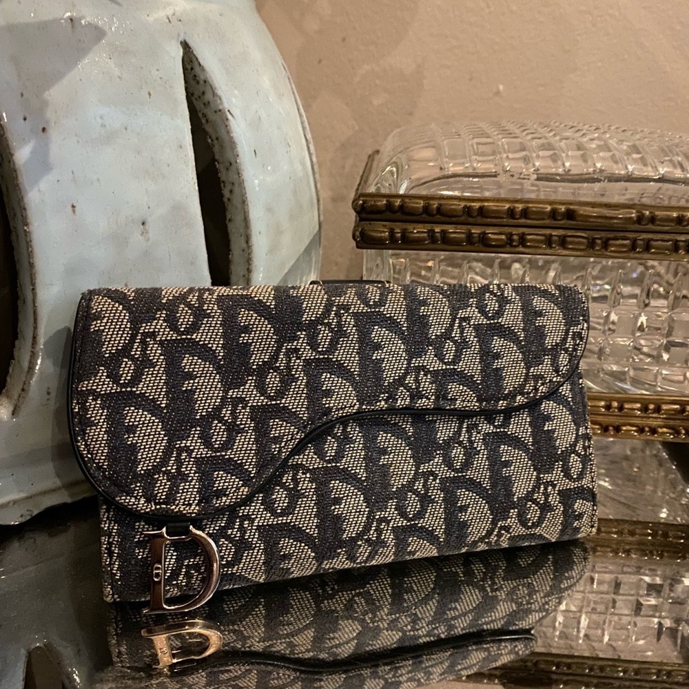 Dior Monogram Saddle Wallet CHAIN NOT INCLUDED - Picture 7 of 16